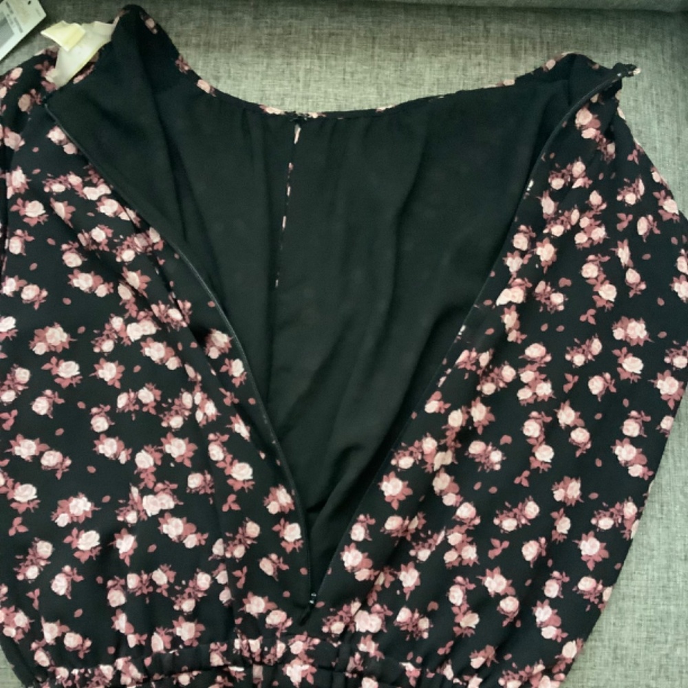 New Michael Kors Black / DstyRose Romper Size 6 - Picture 5 of 16